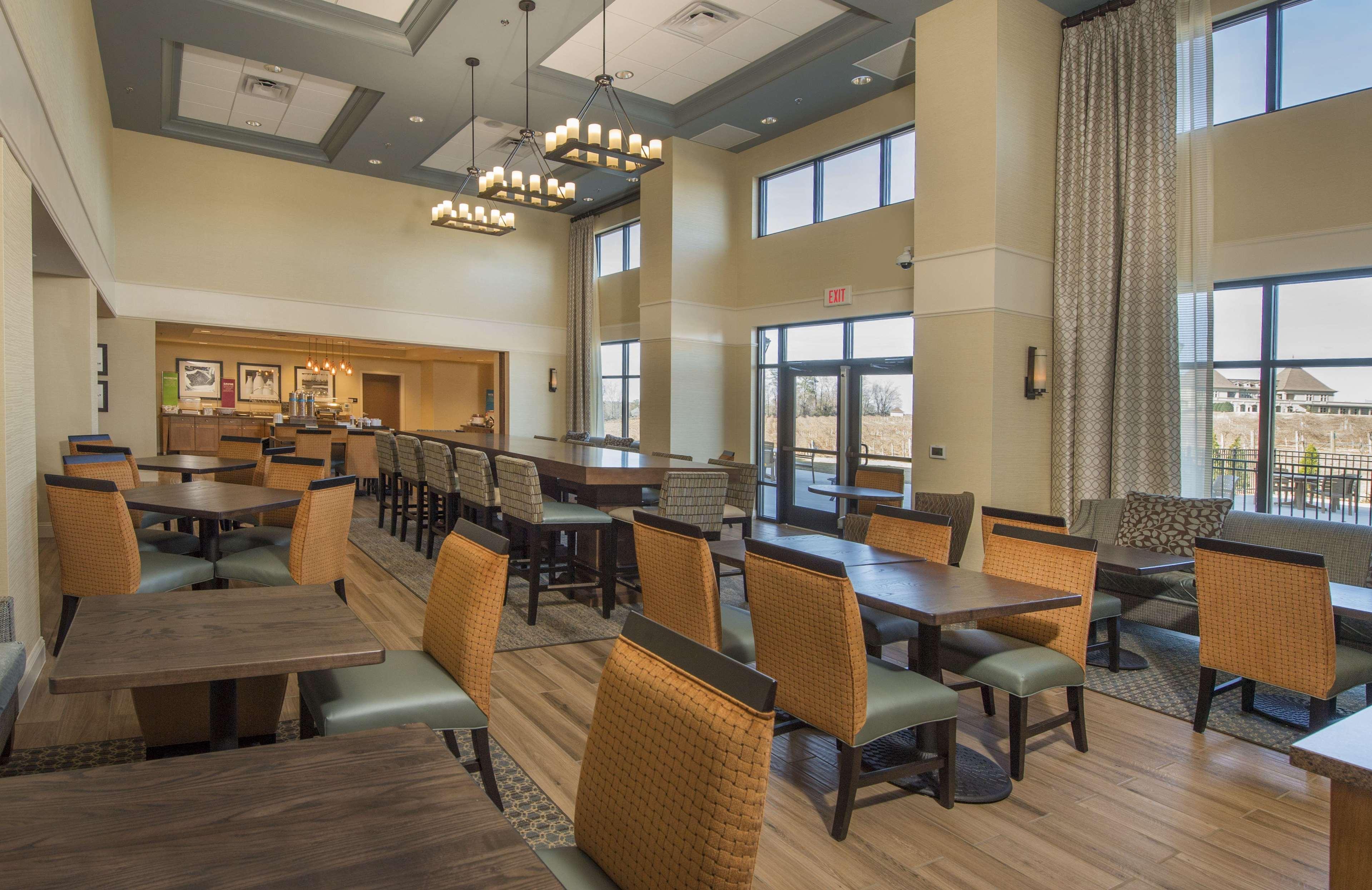 Hampton Inn & Suites Braselton Extérieur photo